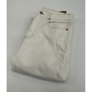 American Eagle‎ White Distressed Mom Jeans Size 8 Regular 28x26